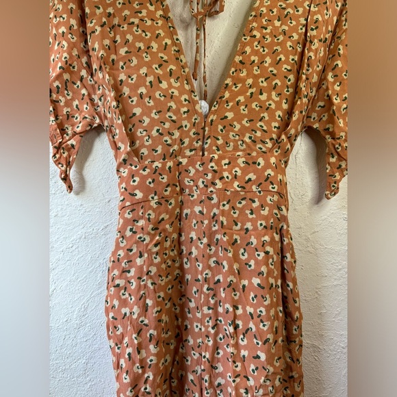 Faithfull The Brand Plunge Orange Floral Jumpsuit Boho Cottagecore Size 4 - Picture 7 of 10